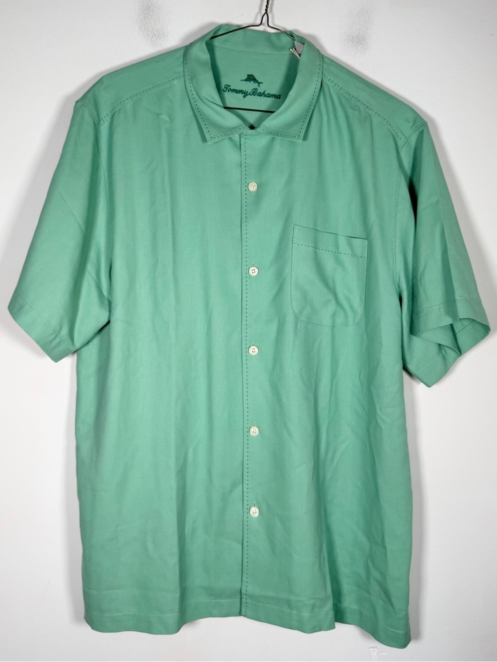 Tommy Bahama Men’s NWT Size Large Hawaiian Herringbone 100% Silk Short Sleeve